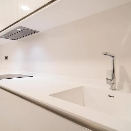 Amazing In With 2 Bedrooms, Wifi And Outdoor Swimming Pool Apartment